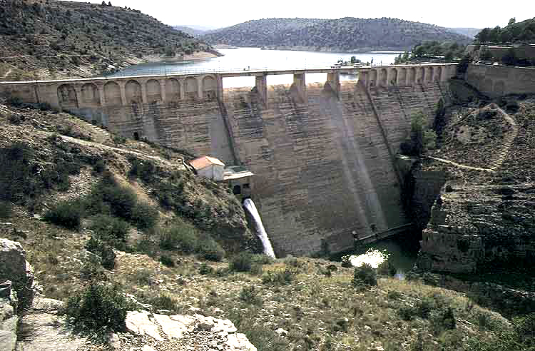 Project for improving the auscultation systems of the Arquillo de San Blas, Benagéber and Loriguilla dams