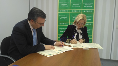La Junta de Andalucía y SICE firman el contrato de renovación de los sistemas de billetaje de la flota integrada de la Red de Consorcios de Transportes Metropolitanos de Andalucía